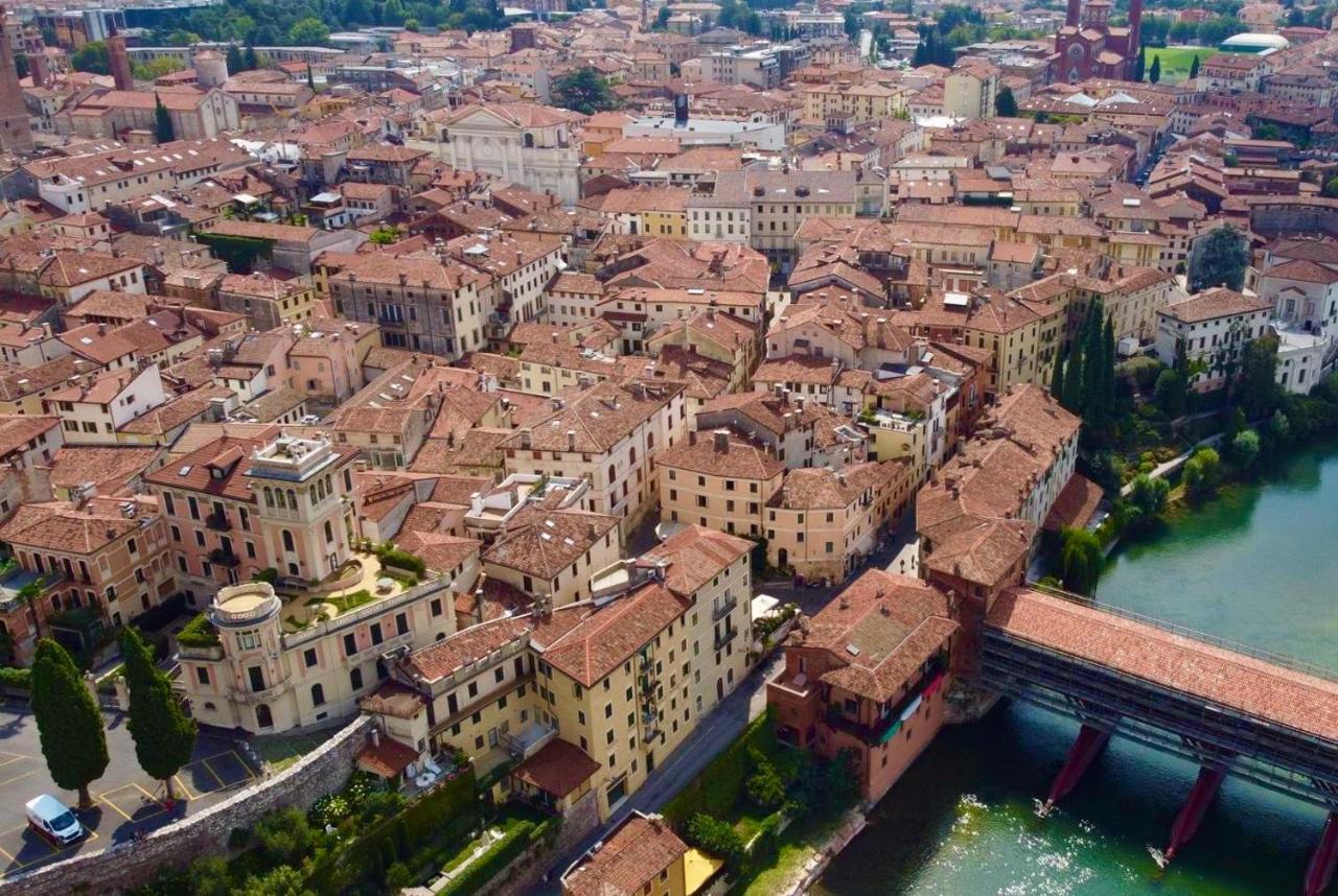 Palladio Bridge Penthouse Apartamento Bassano del Grappa Exterior foto